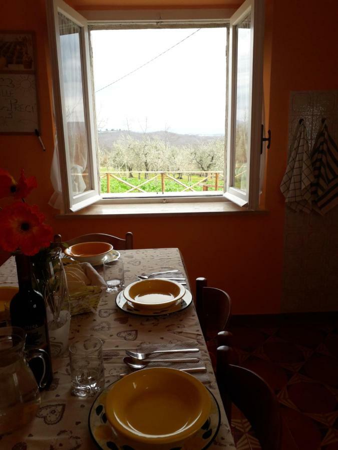 Alle Preci Country House Santa Restituta Exterior foto