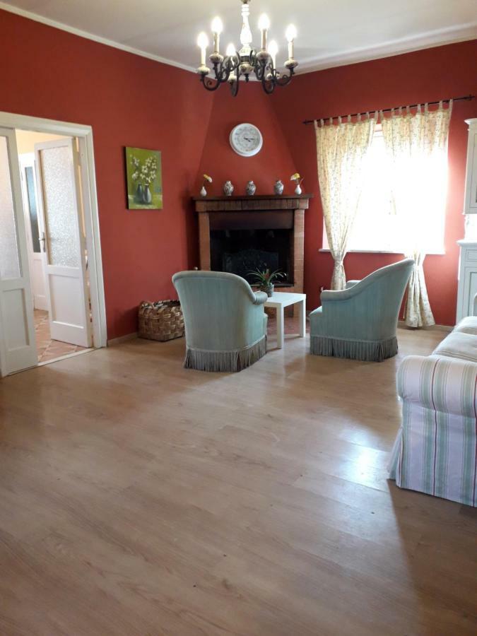 Alle Preci Country House Santa Restituta Exterior foto